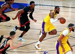 九游体育官网-上海申花围绕NBA总决赛调整名单萨克拉门托国王队长鼓劲备战NBA总决赛，Scout爆冷击败拜仁看傻球迷