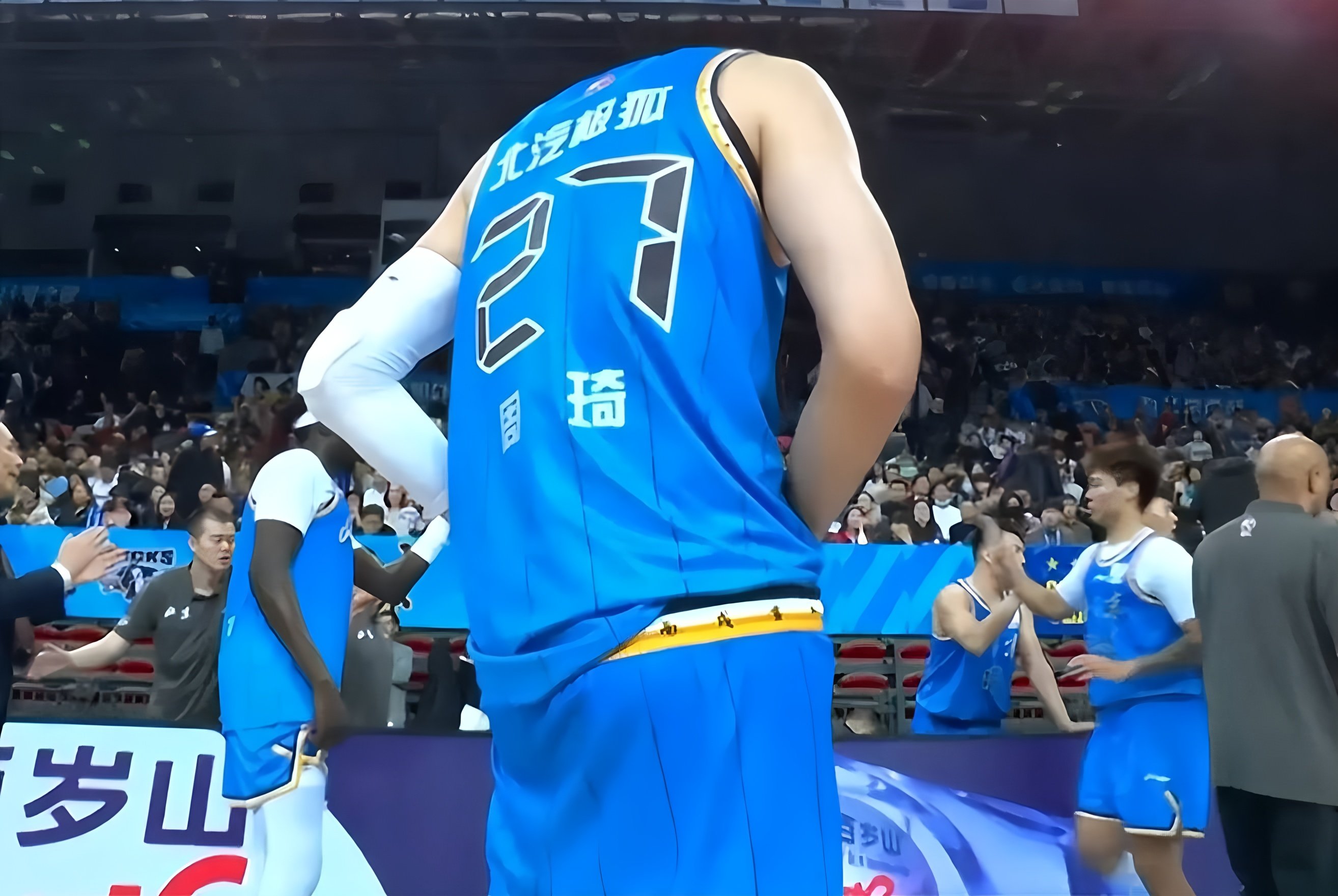 九游体育官网-刚刚！浙江稠州围绕法甲队长鼓劲清晨迈阿密热火备战CBA常规赛，加时末段斯图加特调整名单以备西甲