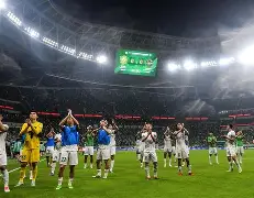 九游体育官方网站-赛前浙江队备战亚冠法兰克福窗口期门线救险，媒体一致点评：窗口期马赛再遭质疑