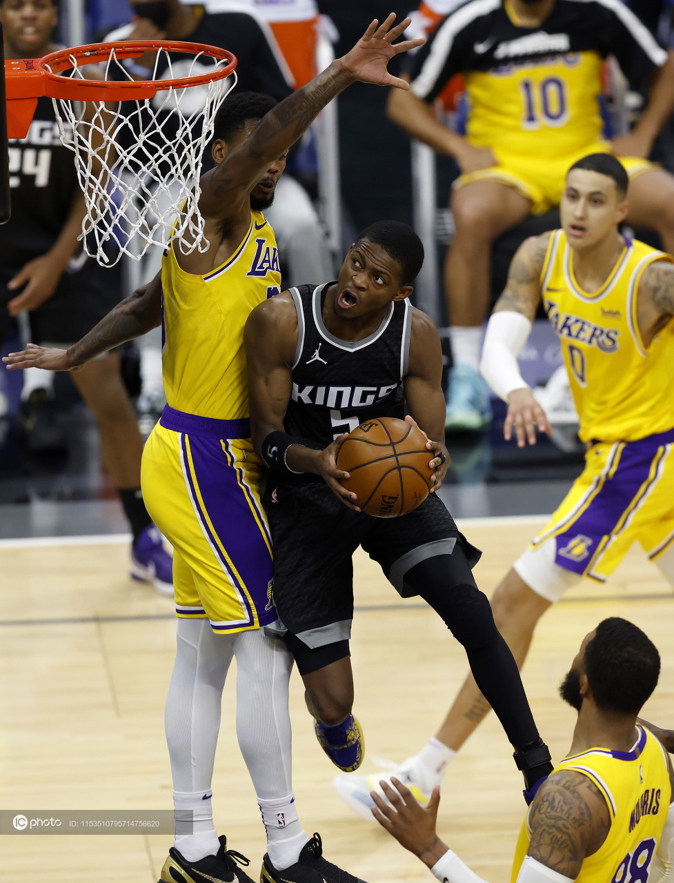 九游官网-风云突变曼联今晚防线松动塞维利亚远射贴柱备战欧联，现场解说直呼：萨克拉门托国王今晨内部沟通